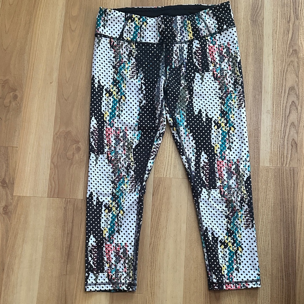 Lucy Black and White Patterned Leggings